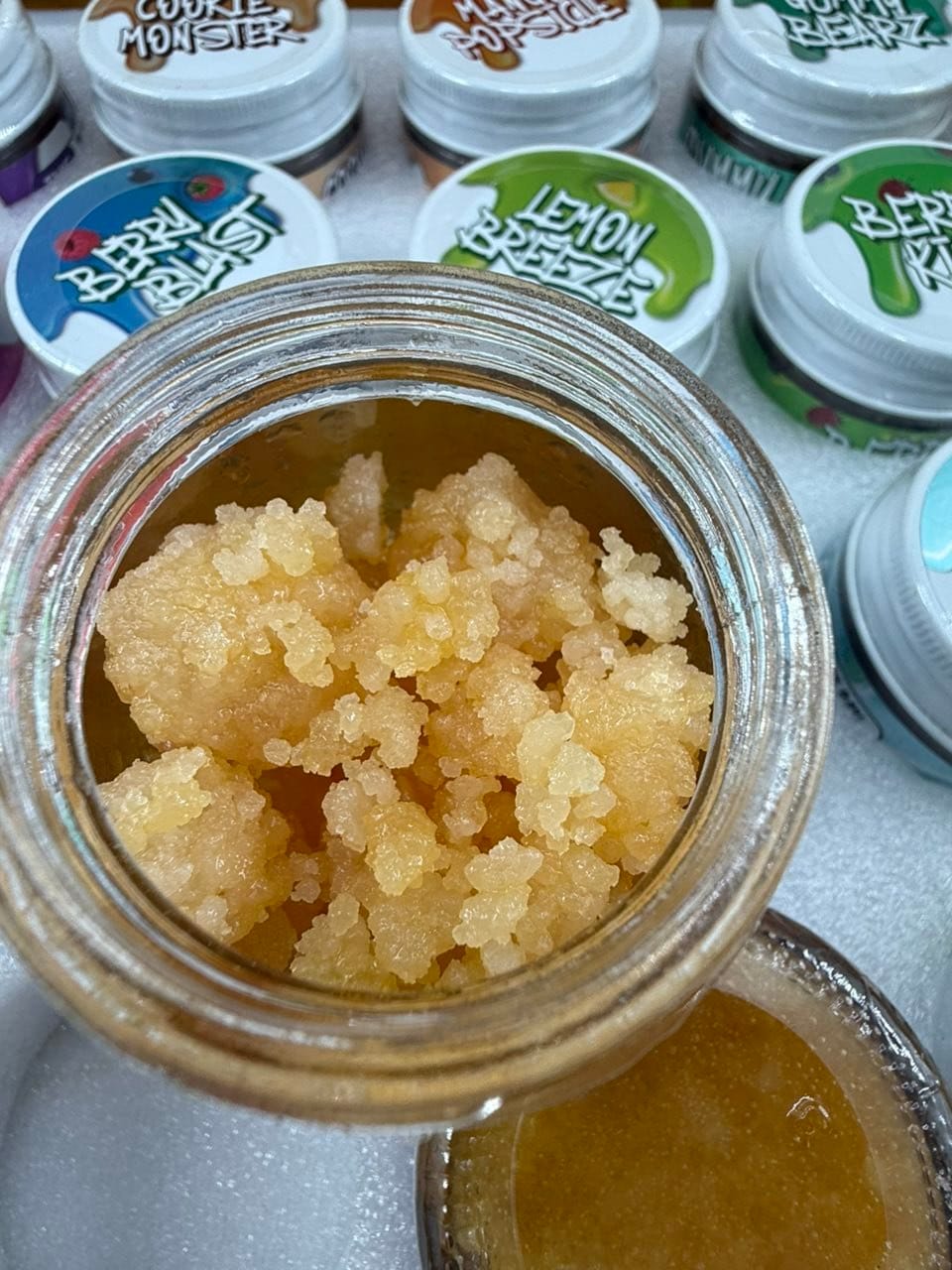 Crave Meds Wax Box – Premium Bulk Wax Concentrate | Cannaldripsleaf