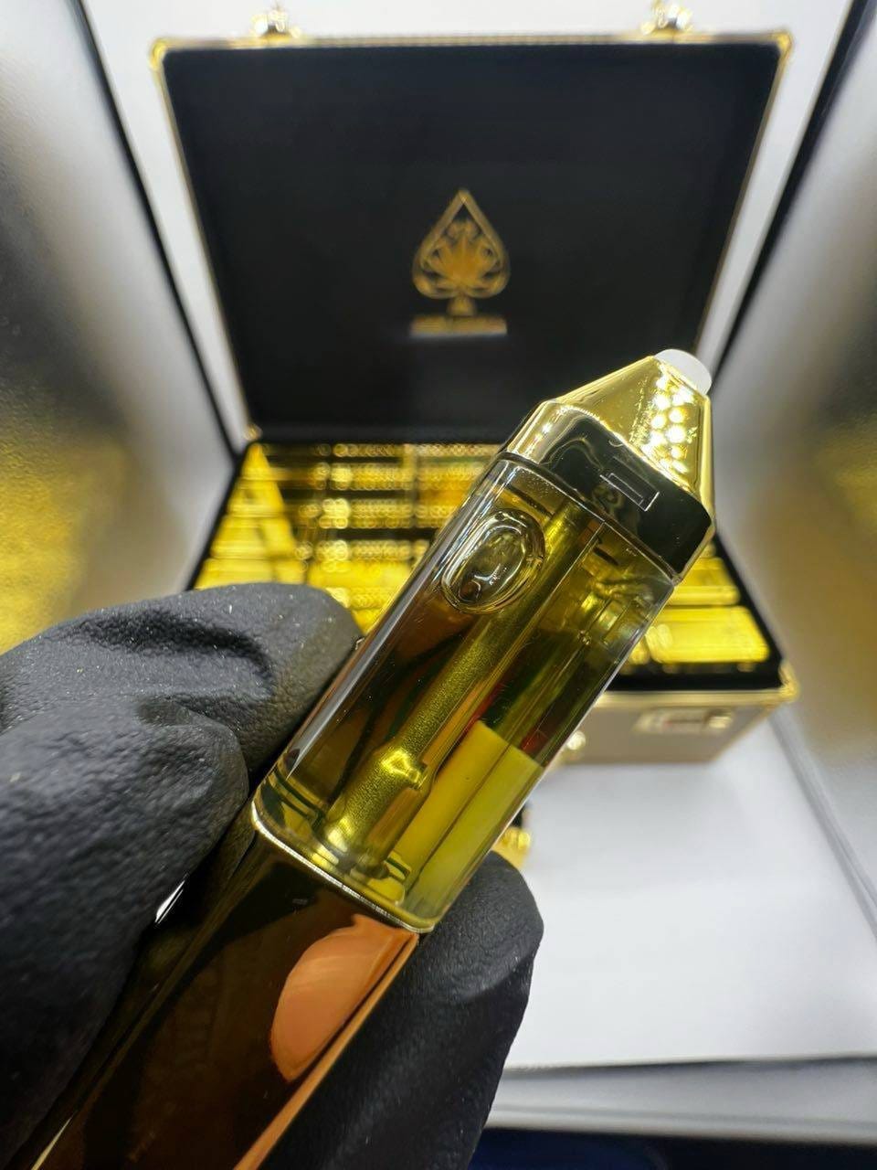 Ace Ultra Premium Signature Gold 2G Disposable | CannalDripsLeaf - Image 2